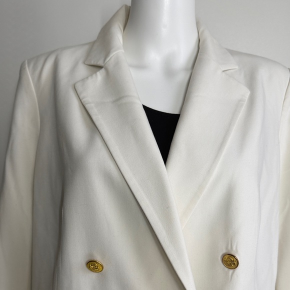 DKNY White Double-Breasted Blazer with Gold Crest Buttons – Size 8 - Picture 2 of 7